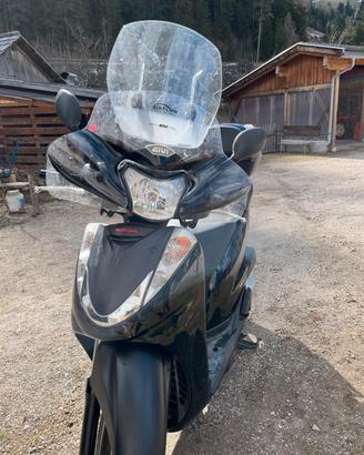 HONDA  SH 300i