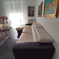 divano con penisola doppio colore in vera pelle