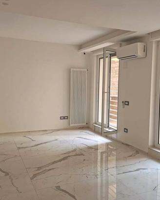 P.ZZA DE LEVA ADIACENZE ristrutturato con terrazzi