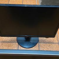 vari monitor anche 1 apple