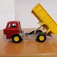 Dinky Toys Bedford no Politoys Mebetoys Corgi