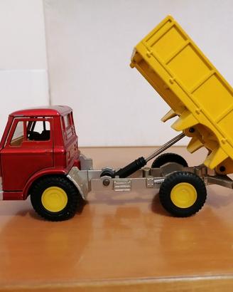 Dinky Toys Bedford no Politoys Mebetoys Corgi