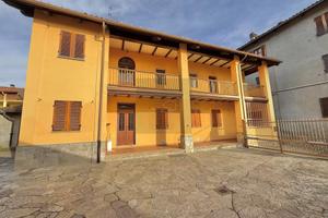 CASA INDIPENDENTE CON GIARDINO