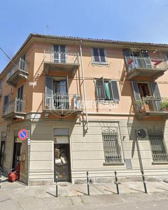 TRILOCALE DA RISTRUTTURARE CON RISCALDAMENTO AUTON