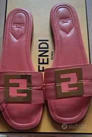 Ciabattine Fendi