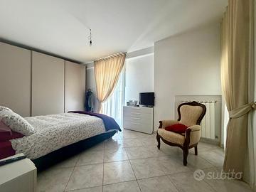 Villa Bifamiliare Panoramica