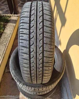 pneumatici Bridgestone B250 165/65/R15
