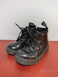 Anfibi doc Martens