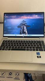 HP BUSINESS 440-G9 i7-1255u,16gb,512nvme