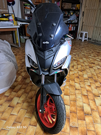 Aprilia sr 125