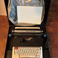 Macchina da scrivere Olivetti 36c