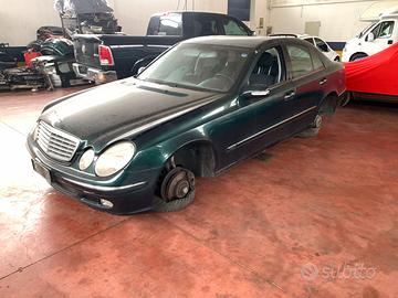 Ricambi Mercedes CLASSE E W211 benzina 271941 2005