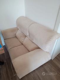 Divano due posti con pouf