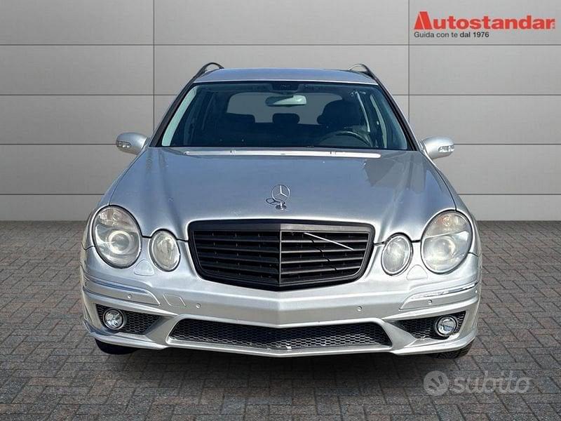 Mercedes-Benz E-Class 2006 photo 2