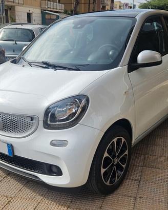 Smart ForFour 70 1.0 twinamic Passion NESSUN VINCO