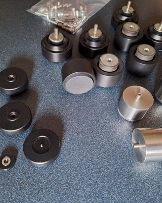 PEDINI PROFESSIONALI PER ELETTRONICHE AUDIO