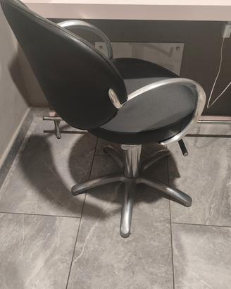 arredamento parrucchieria - TO - entro IL 30/9/26