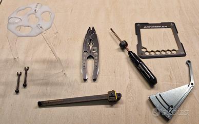 attrezzi per manutenzione macchine rc 