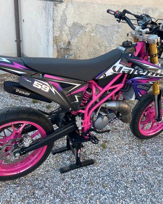 Moto Valenti 50 sm