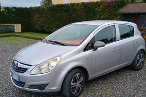 Opel corsa 1.3 4 serie del 2008