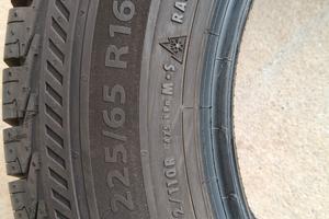 gomme invernali 225/65 R16 C