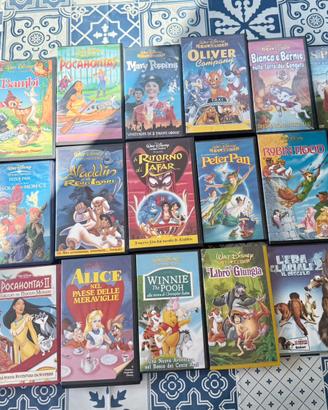 Lotto 21 videocassette VHS e DVD, Disney e WB
