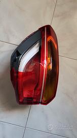 fanale posteriore sx BMW X1 f48 led 