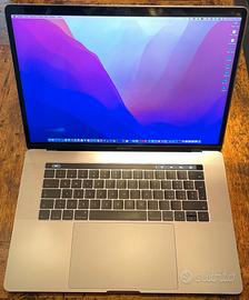 MAC BOOK 15,4" ano 2017 . 16Gb RAM, 512 Gb SSD