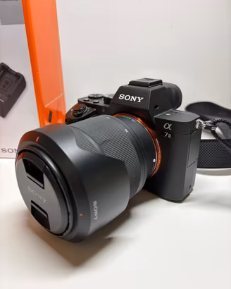 OBBIETTIVO 28-70 SONY