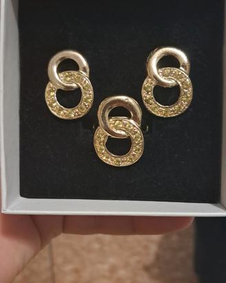 Set anello regolabile e orecchini