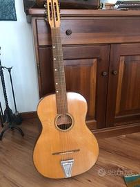 Chitarra classica anni 60