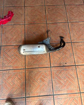 marmitta scarabeo 50