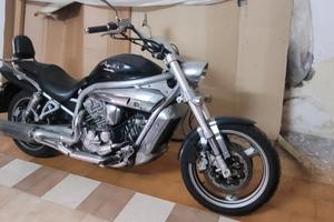 Hyosung Aquila GV 650 - 2006