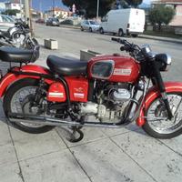 Moto Guzzi V7 703 - 1968