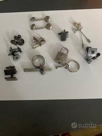 Gemelli camicie e oggetti vari