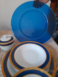 Servizio completo piatti sottopiatti e caffè