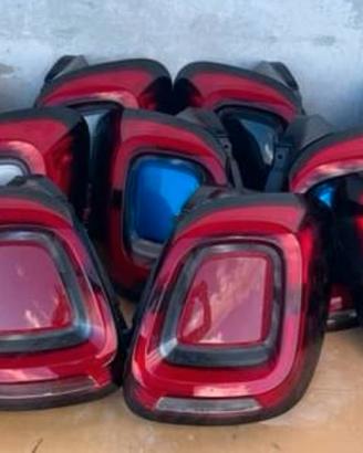 Coppia Fari Fanali Posteriori
Stop a LED Fiat 500X