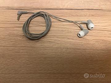 Auricolari con filo