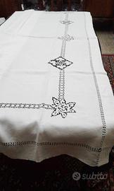 Corredo matrimoniale inciso e ricamato a mano