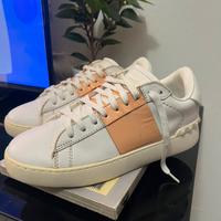 used valentino sneaker