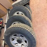 Set 5 cerchi ferro Toyota 15" + gomme Continental 