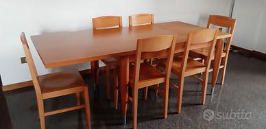 Tavolo allungabile da cucina con sedie