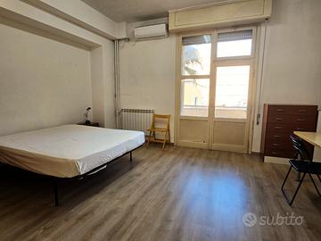 2 Stanze arrdate per studenti - zona Università