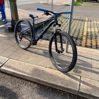 ROCKRIDER EXPLORE 500 BICI