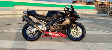 Aprilia RSV  1000 R  Factory 