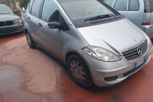 Mercedes classe a da riparare fino al 25 aprile