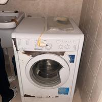 Lavatrice funzionante