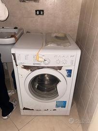 Lavatrice funzionante