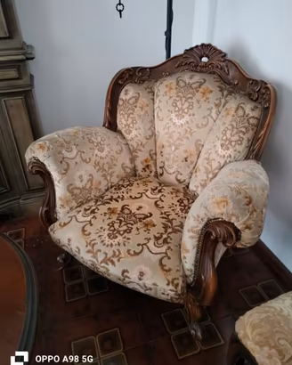 ARREDI STILE BAROCCO -DIVANO-POLTRONE-TAVOLINO