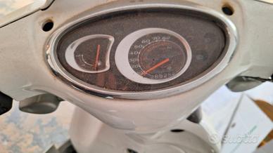 Aprilia Scarabeo 50 - 2018